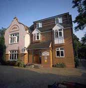 Gainsborough Lodge B&B,  Horley